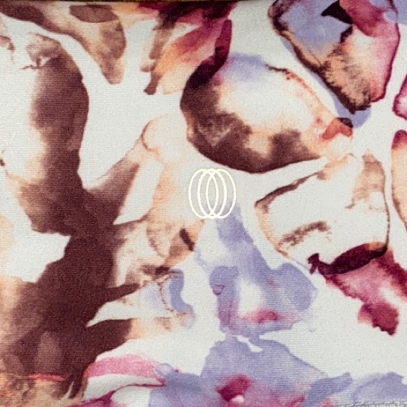 Balance Collection High Waist Mid Calf Legging - Picture 10 of 10